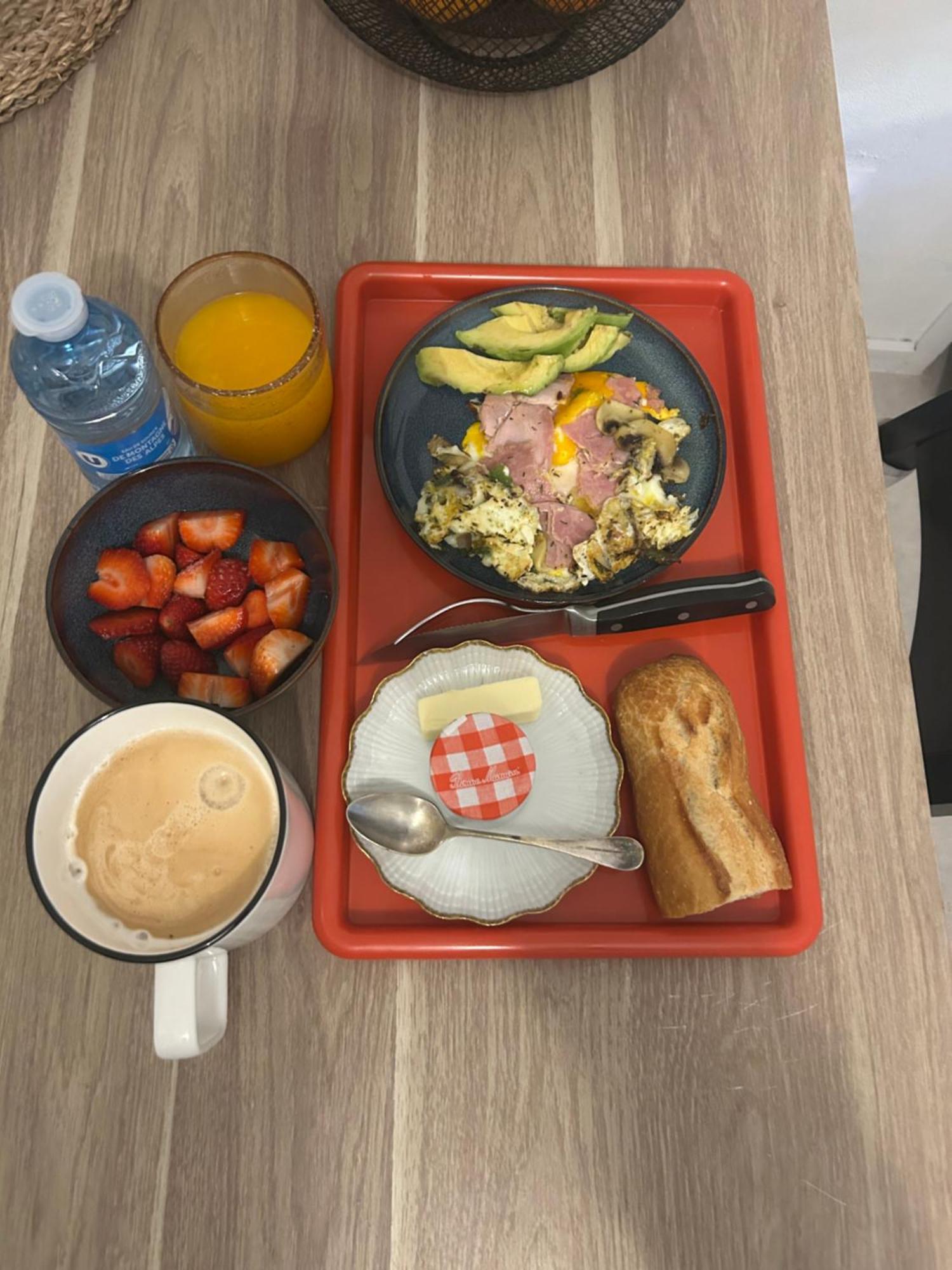 Fifa-Lodge & Breakfast ลียง ภายนอก รูปภาพ